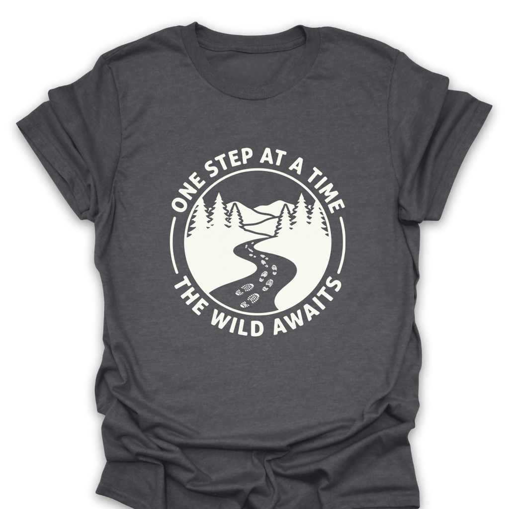 T-Shirt Dark Heather / S The Wild Awaits T-Shirt