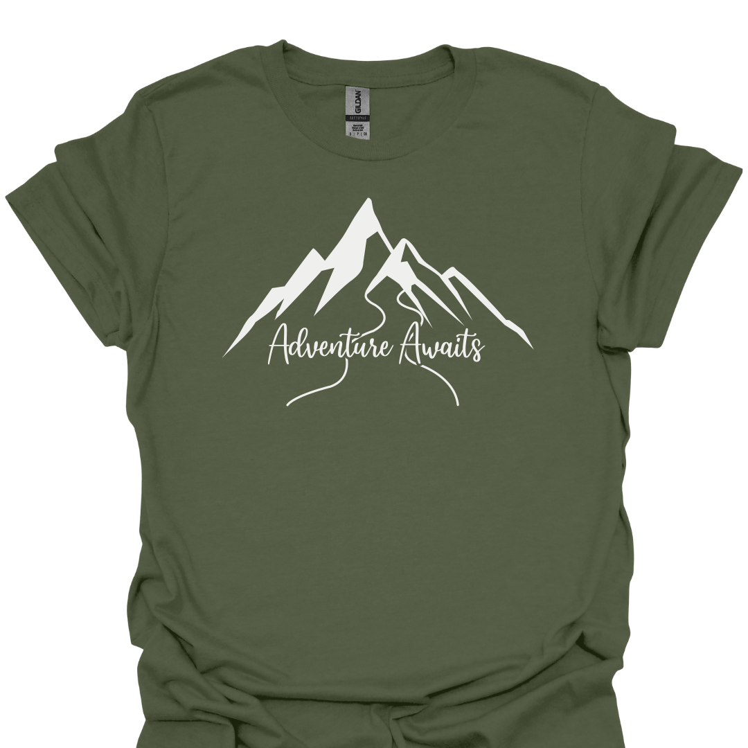 T-Shirt Military Green / S Adventure Awaits – Mountain Graphic T-Shirt