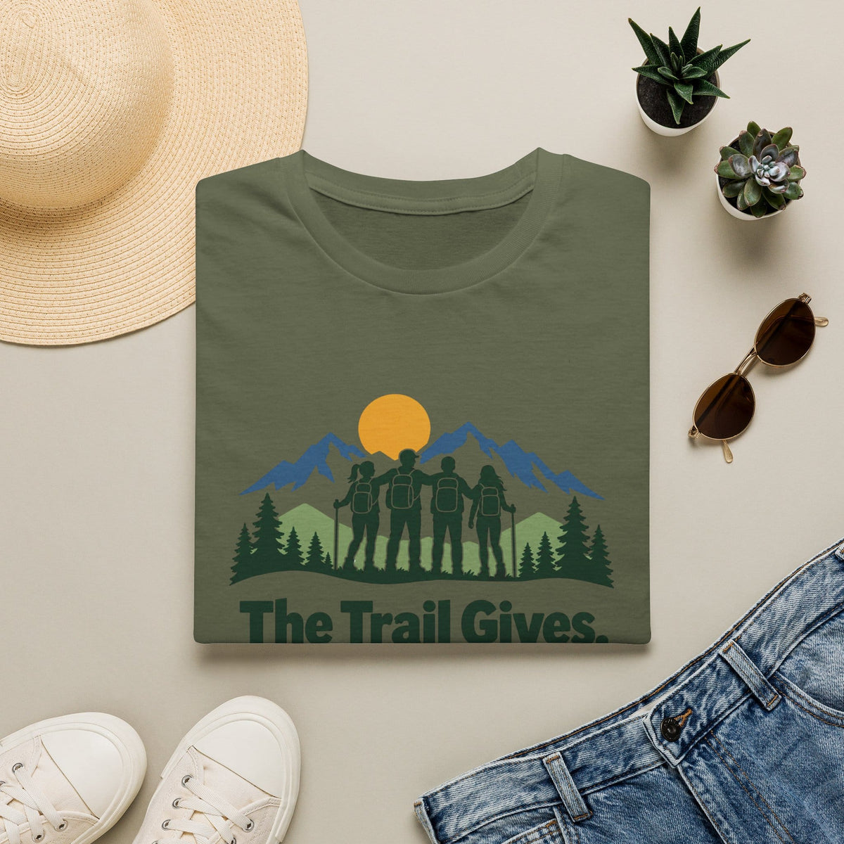 T-Shirt Military Green / S Strong Trail Community
