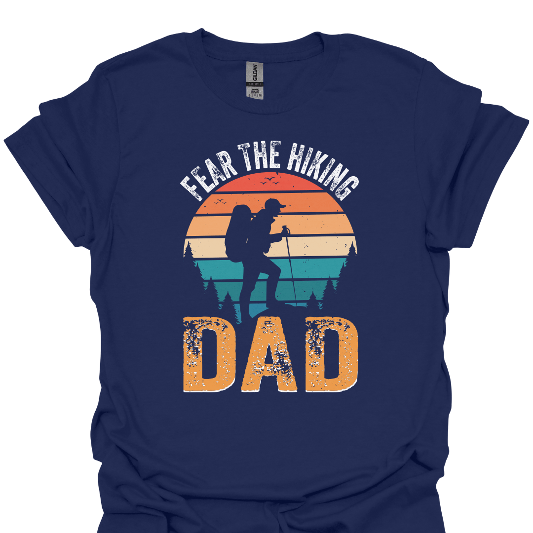 T-Shirt Navy / S Fear the Hiking Dad – Retro Adventure T-Shirt
