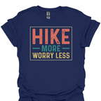 T-Shirt Navy / S Hike More Worry Less – Retro Outdoor Motivation T-Shirt
