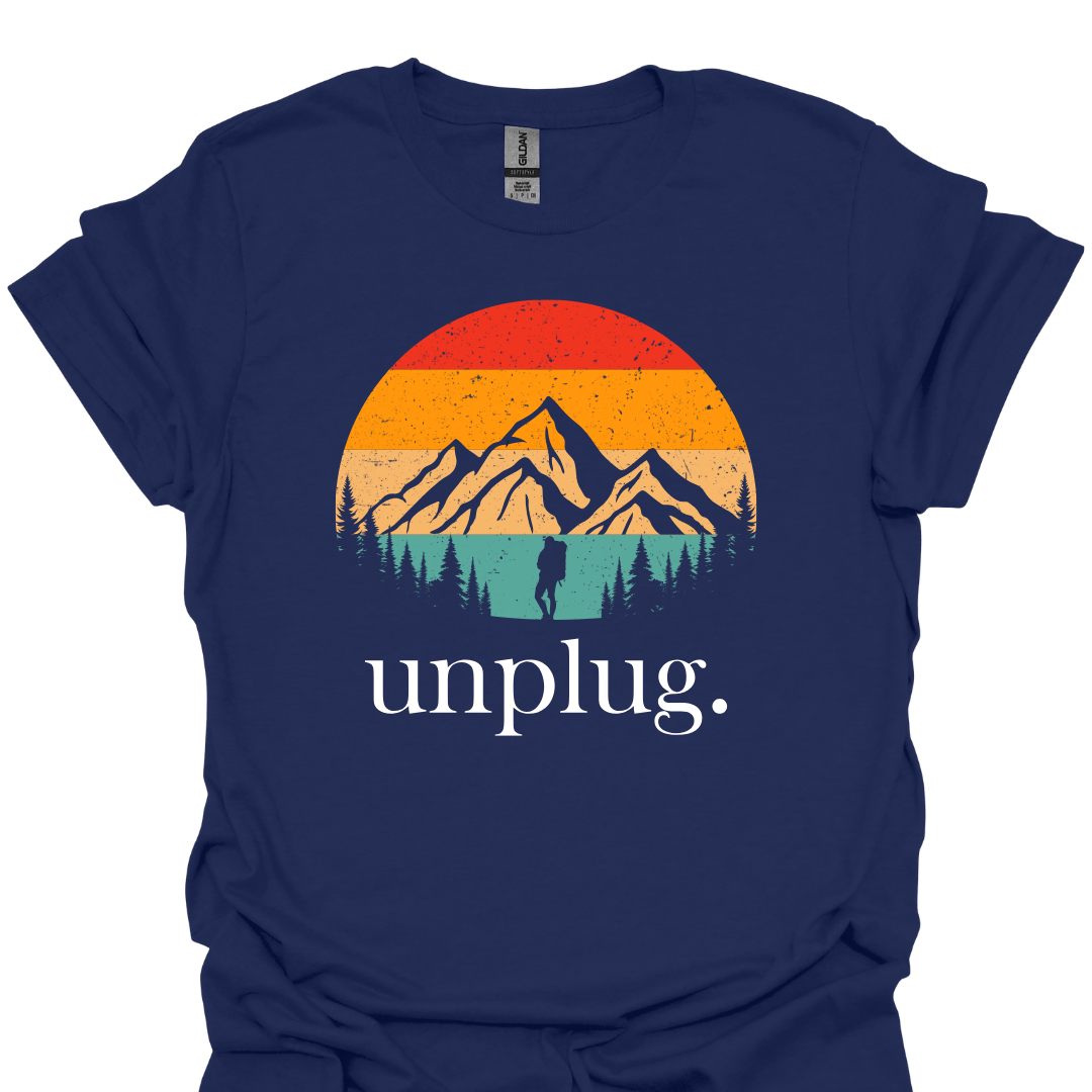 T-Shirt Navy / S Unplug – Nature Escape Adventure T-Shirt