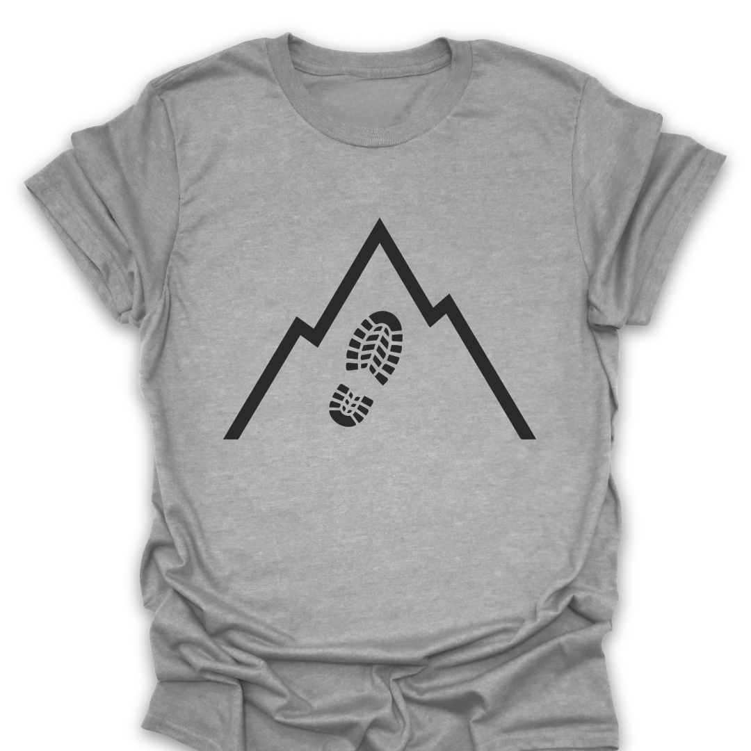 T-Shirt Sport Grey / S Hike the Mountain Graphic T-Shirt